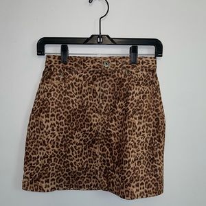 Leopard print skirt
